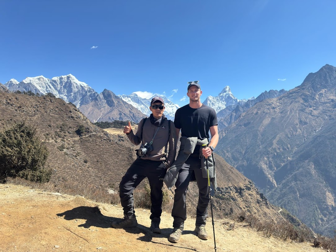 EVEREST BASE CAMP TREK PRIVATE GUIDE
